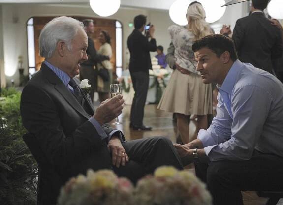 Robert Pine, David Boreanaz - Sběratelé kostí - Poslední striptýz - Z natáčení
