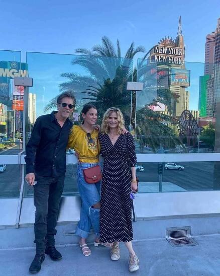 Kevin Bacon, Sosie Bacon, and Kyra Sedgwick in Las Vegas in 2022.