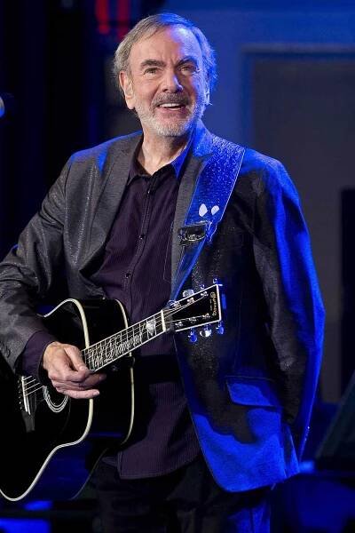 Neil Diamond Special Performance And Announcement