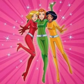 Clover, Alex, and Sam, Totally Spies. Love this show along with Powerpuff girls, Clarissa Explains and Buffy the Vampire Slayer. Spiez, Images Murales, Spy Girl, Desenhos Cartoon Network, Totally Spies, Boy Meets World, Old Cartoons, Cartoon Shows, Cultura Pop
