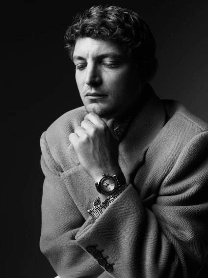 NIELS SCHNEIDER-Celebrity-10