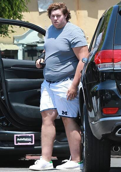 Mladší syn Arnolda Schwarzeneggera šel do sebe a neuvěřitelně zhubnul