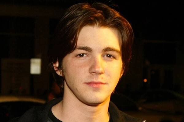 Nickelodeon directors who supported Drake Bell's sexual abuser apologize: 'We are devastated'