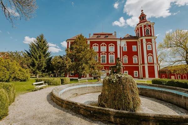 Zámek Dětenice - Zámky - Český ráj - Dětenice