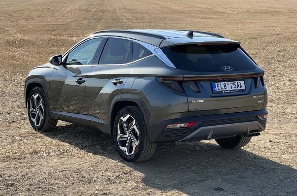 TEST: Hyundai Tucson 1,6 T-GDI PHEV 4x4 | MOTORVIZE.cz