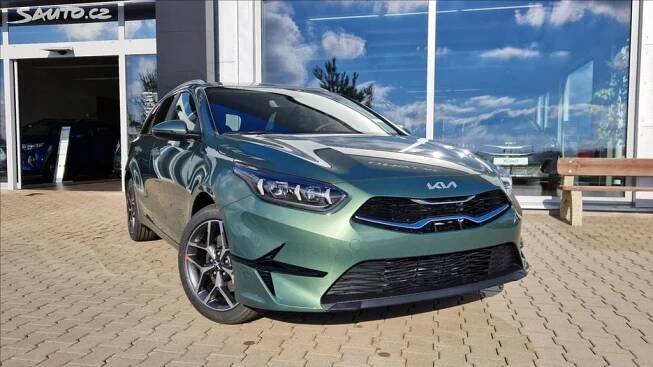 Kia Cee ́d 1,5 T-GDi SW TOP + BUS