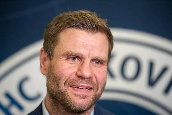 Trenér Varaďa o kariéře, Vítkovicích i nečekaném trejdu od Hadamczika