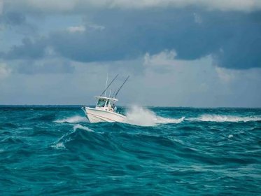 Rough Weather Boating Tips