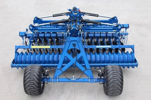 Maszyny Rolmako – interaktywna prezentacja sprzętu | Rolmako Agricultural Machinery 