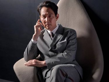 Lee Jung-jae Talks Directing 'Hunt' and How 'Squid Game' Changed His Career