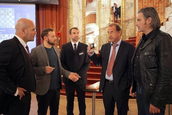 Alexander Bruckner, Ivan Shvedoff, Dietrich Siegl, Stefan Jürgens - Soko Vídeň - Schachmatt - Z filmu