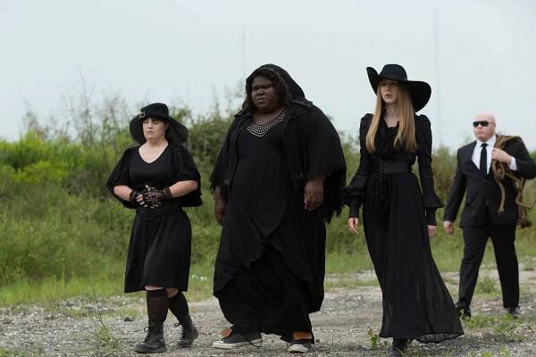 American Horror Story - Hoř, babo, hoř! - Z filmu - Jamie Brewer, Gabourey Sidibe, Taissa Farmiga