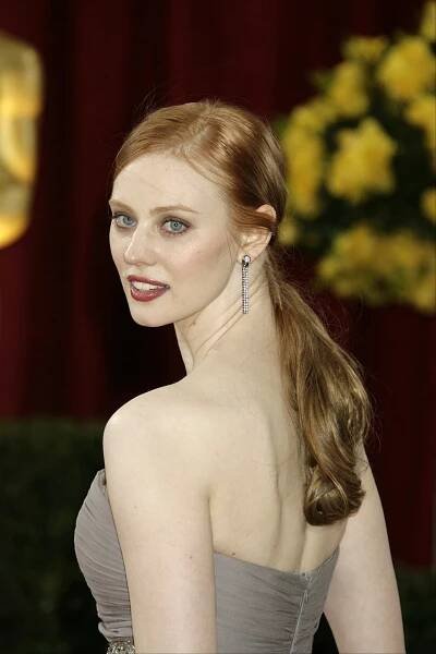 Deborah-Ann-Woll-Backless-Body-Pics