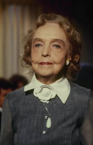 Lillian Gish in The Love Boat (1977)