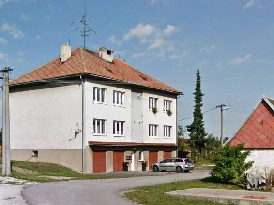 Prodej RD o dispozici 2+1, podlahová plocha vč. přísl. 80 m², pozemek 181 m², obec Běchary, Královéhradecký kraj