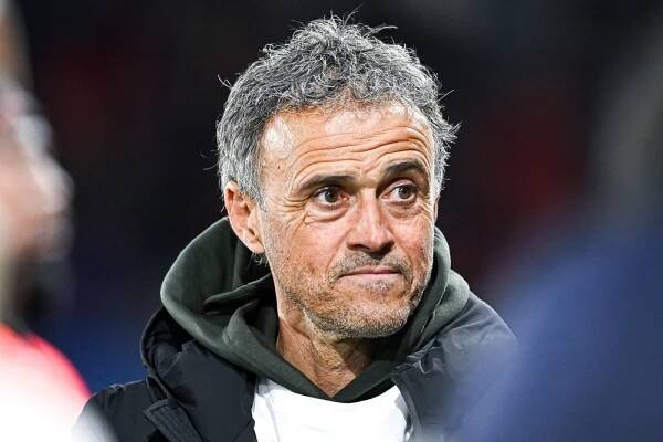 Neumí prohrávat? Kouč PSG Luis Enrique | nastartu.cz 