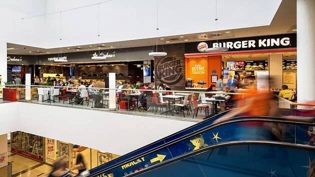 Palác Pardubice rozšiřuje food court o nové restaurace