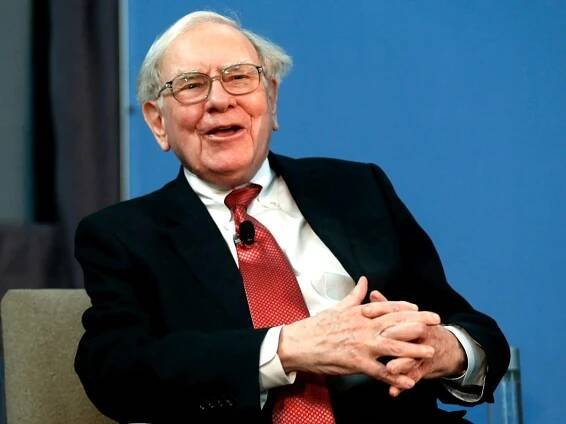 Warren Buffett: I'm not 'noble' enough to grow cash pile for Greg Abel