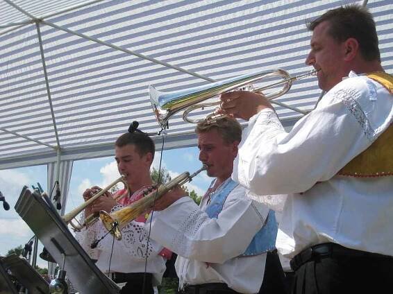 Festival dechových hudeb ve Zdounkách.
