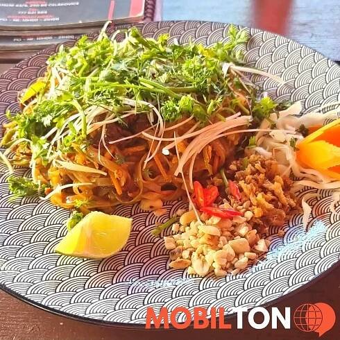 Vietnamské bistro a sushi - Kostelní 43/6 - restaurace v kostelní 43/6