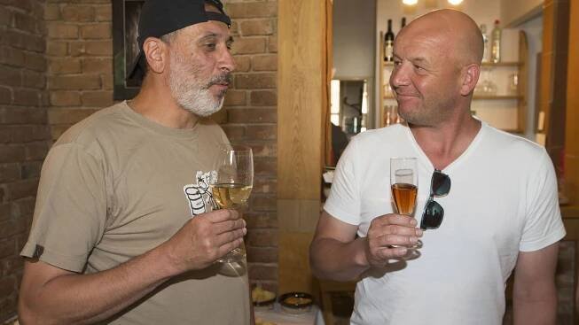 Herec Pavel Nečas (50): Co škrtal v textech Vinařů!