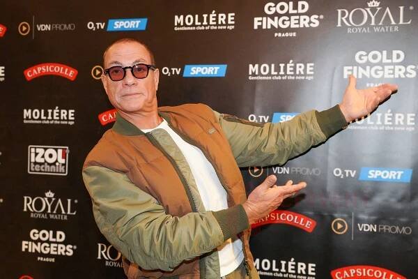 Jean-Claude Van Damme v Praze promluvil o vysněných rolích a nových projektech | Červenýkoberec.cz