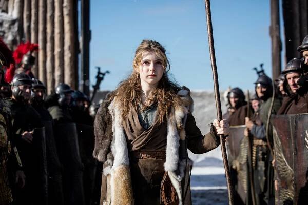 Britannia - Epizoda 10 - Z filmu - Eleanor Worthington-Cox