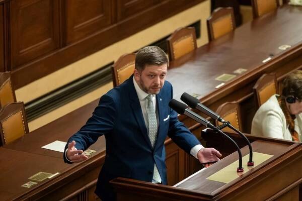 Rakušan po sprše nadávek v Karviné: Atmosféra byla bouřlivá, tři panáky byly tak akorát