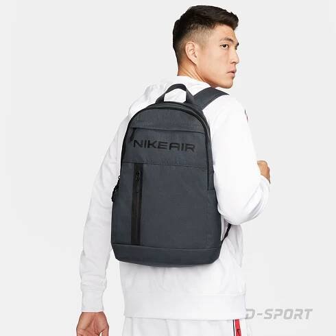 Nike Elemental Premium