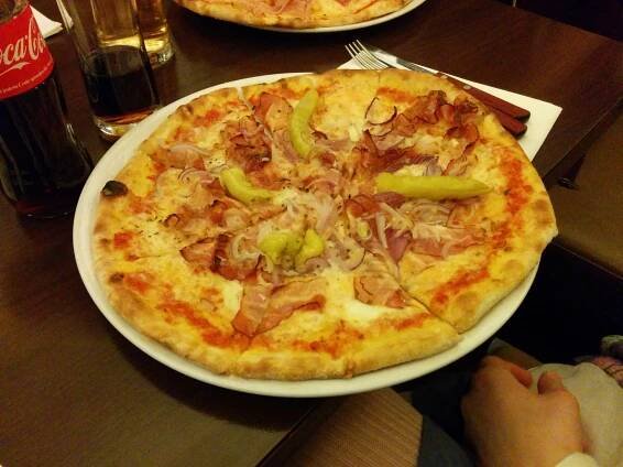 Pizzeria Casa Piccola - Seems Incredible