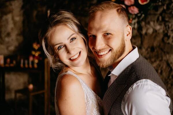Veru & Honza: Letní citrusová svatba - Wedding Factory | Svatební Agentura Praha