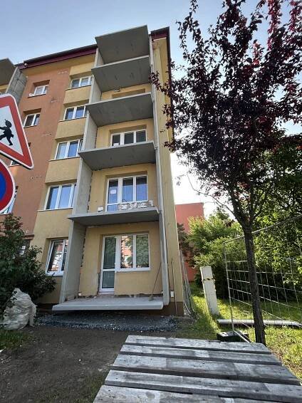 Přístavba železobetonových lodžií - reference - TOMIreko 