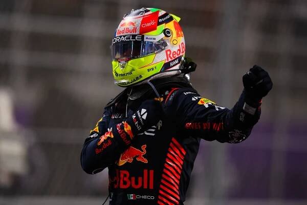 F1 – Pérez wins in Jeddah as Verstappen recovers to P2 with Alonso third