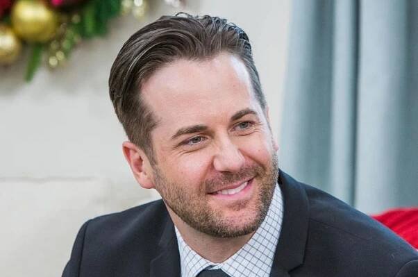 Niall Matter Biography, Age, Height, Hallmark Movies - mrDustBin