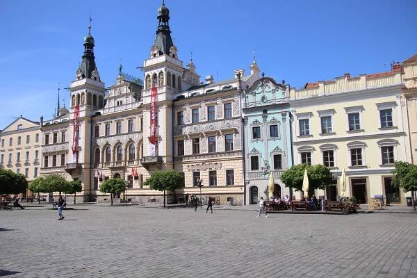 Výlet s dobrovolníky do Pardubic - Rodinné centrum Nová Trojka