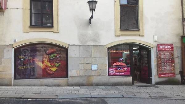RED CHILLI TEXAS BURGER – Hradec Králové