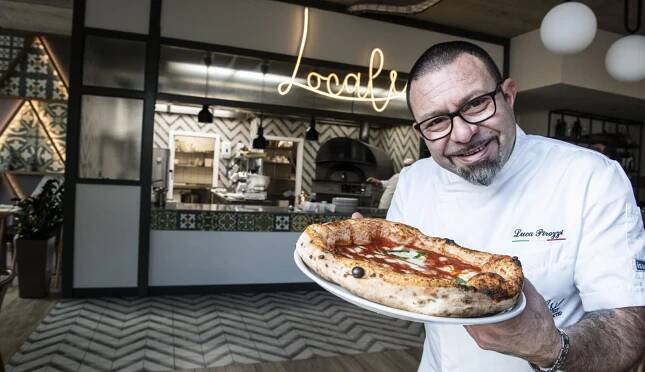 Ta nejlepší, ta z Neapole. Ve vesnici za Prahou najdete nejen famózní pizzu