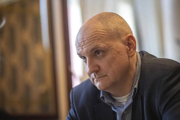 Víra, že energie je jen zboží, dostala vážnou trhlinu, říká Václav Bartuška