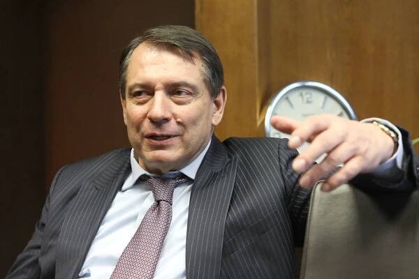 J. Paroubek: Nevídaná hysterie vládních politiků a provládních médií - CZ24.NEWS