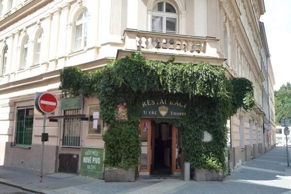 Restaurace U 3 trojek foto 3