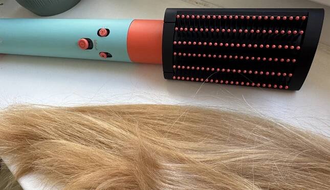 Test Dyson Airwrap i.d. Straight+Wavy – Rovné, vlnité, perfektní – každý den