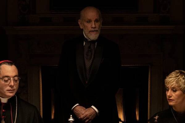 Nový papež - Epizoda 2 - Z filmu - Maurizio Lombardi, John Malkovich, Cécile de France