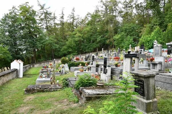 Hřešihlavy | Detail hřbitova | Databáze historických hřbitovů