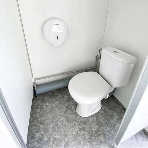 Sanitárny WC kontajner pre rodiny a invalidov - TOI TOI & DIXI, s.r.o.