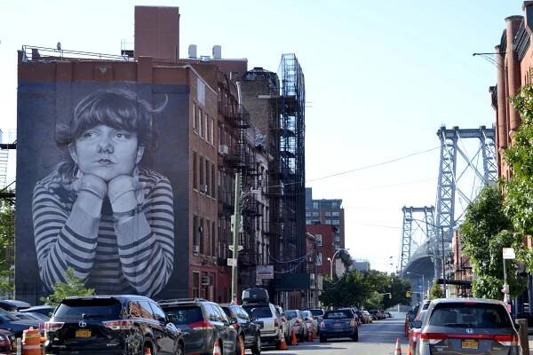 mona-lisa-of-williamsburg