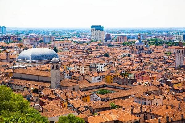 Brescia: město v severní Itálii