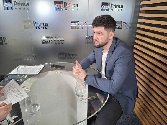 Gregor: Chceme pravicovou vládu s Babišem. Koalice Motoristů a KSČM? V žádném případě - Motoristé sobě