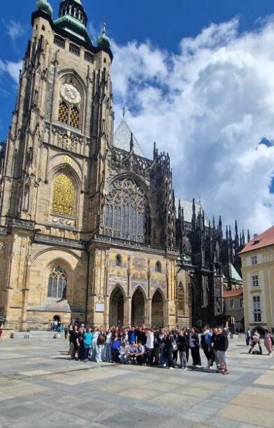 Školní výlet do Prahy s 8. a 9. třídou | ZŠ a MŠ Mladé Buky