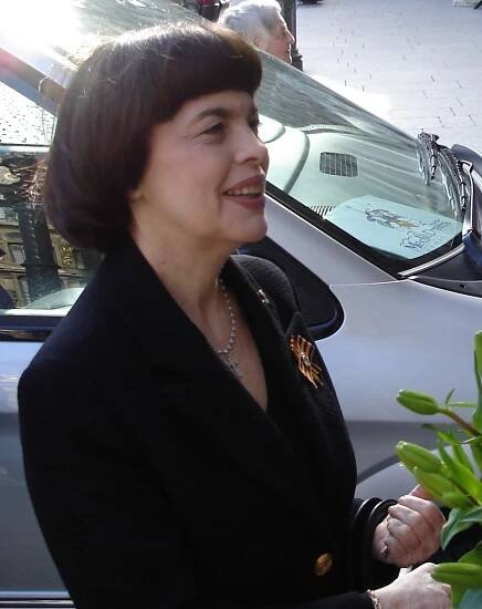 Soubor:MireilleMathieu22.03.2006.jpg – Wikipedie