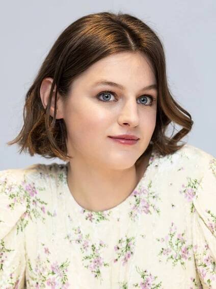 Emma Corrin - Golden Globes